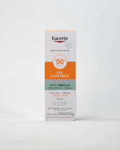 Cargar imagen en el visor de la galería, KIT PARA PIELES MIXTAS / GRASAS – Cerave – La Roche Posay – Eucerin – Isdin